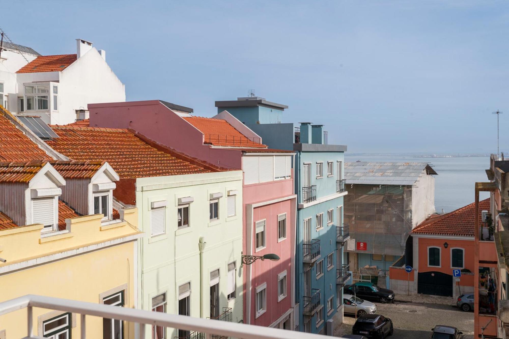 Cortes Apartment In Lisbon Historic Neighborhood Buitenkant foto